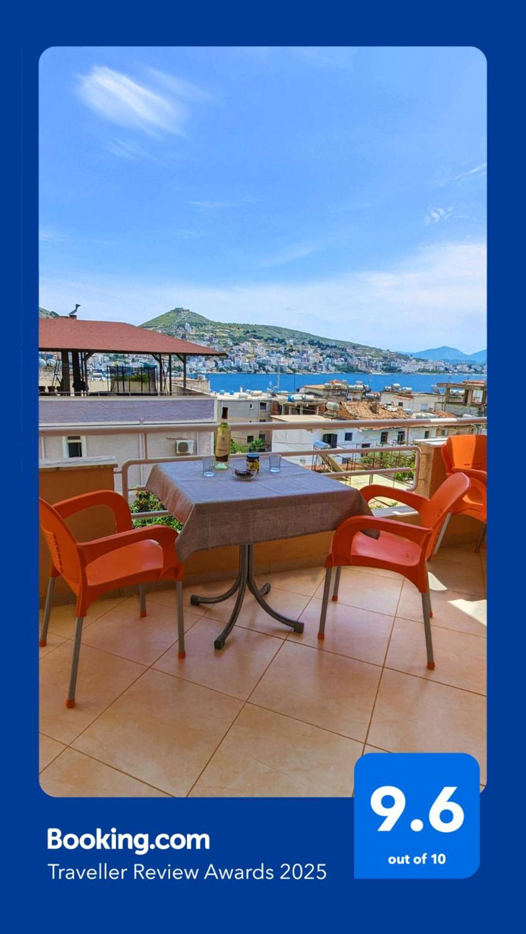 Sarah'S Apartments - 5 Min Walk To Beaches & Boulevard - Big Balcony! ساراندا المظهر الخارجي الصورة